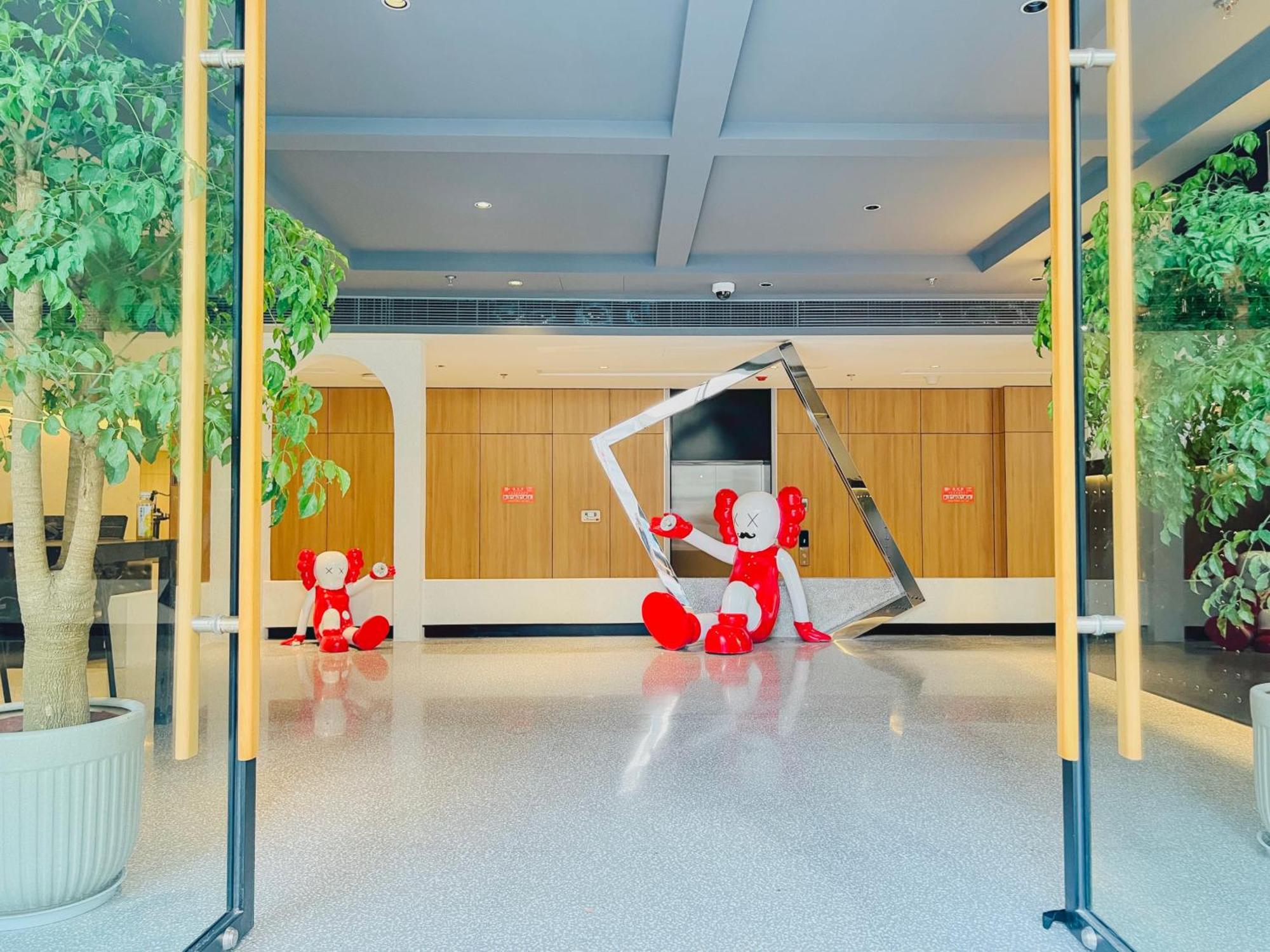 Dayin Garden Hotel -Near People'S Square & Nanjing Road-Large Social Area -Bar -Cafe -Gym -Free Laundry Luggage Storage -24H Front Desk-English Service 上海 外观 照片