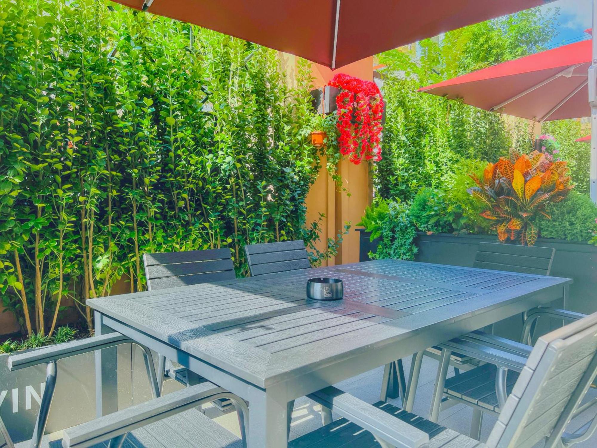 Dayin Garden Hotel -Near People'S Square & Nanjing Road-Large Social Area -Bar -Cafe -Gym -Free Laundry Luggage Storage -24H Front Desk-English Service 上海 外观 照片